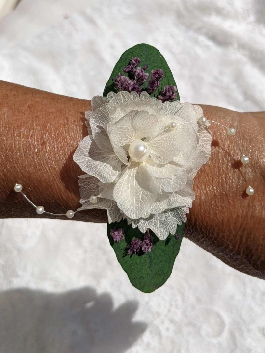 Bracelet de mariée bohème chic en fleurs éternelles