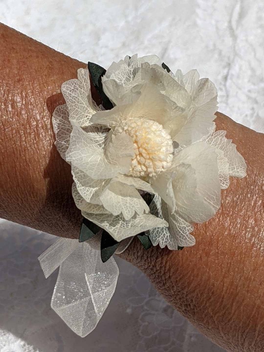 Bracelet de mariée bohème chic en fleurs éternelles