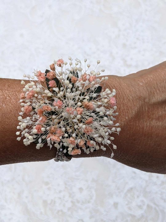 Bracelet de mariée bohème chic en fleurs éternelles