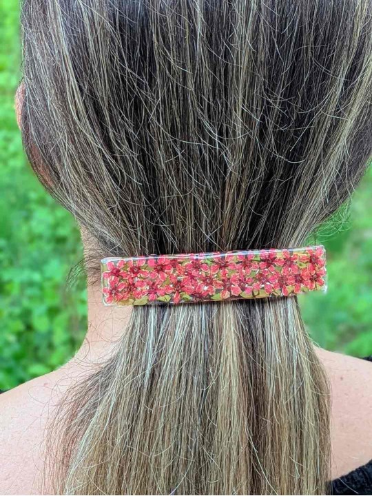 Barrette ou pince en résine marguerite