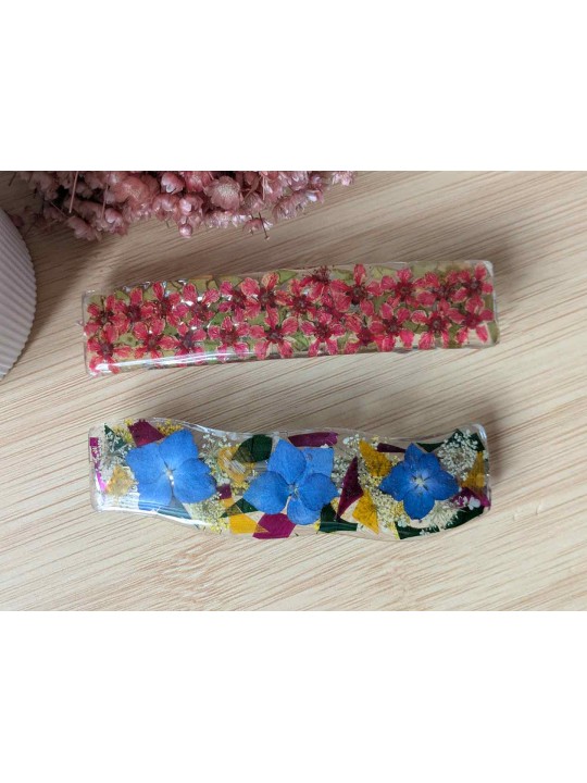 Barrette ou pince en résine fleurs turquoise Barrette ou pince en résine fleurs turquoise