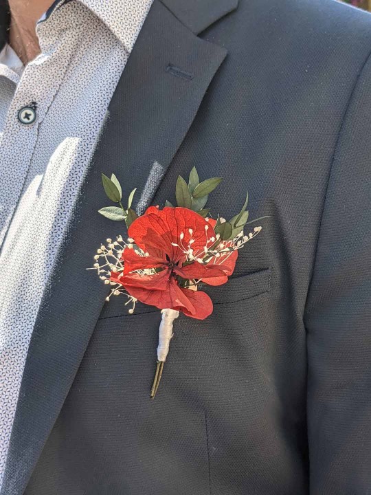 Boutonnière homme en fleurs stabilisées