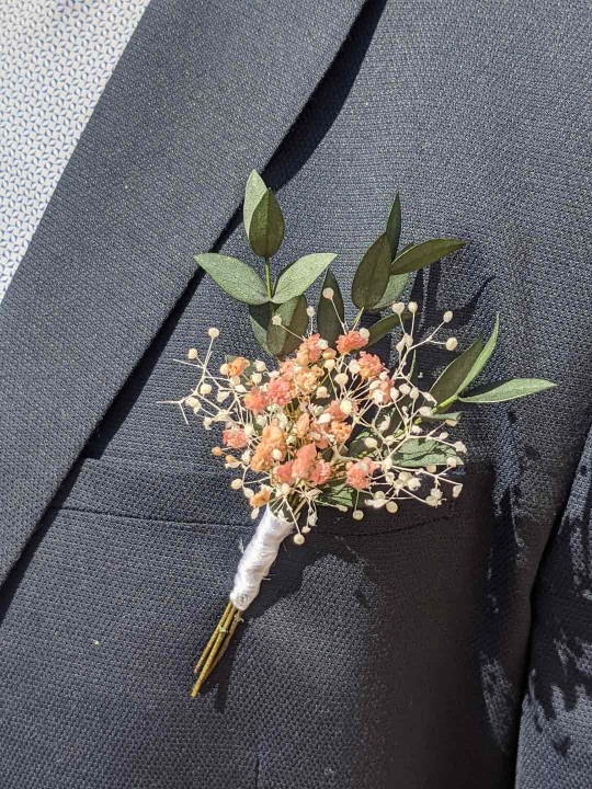 Boutonnière homme en fleurs stabilisées