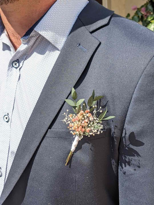 Boutonnière homme en fleurs stabilisées