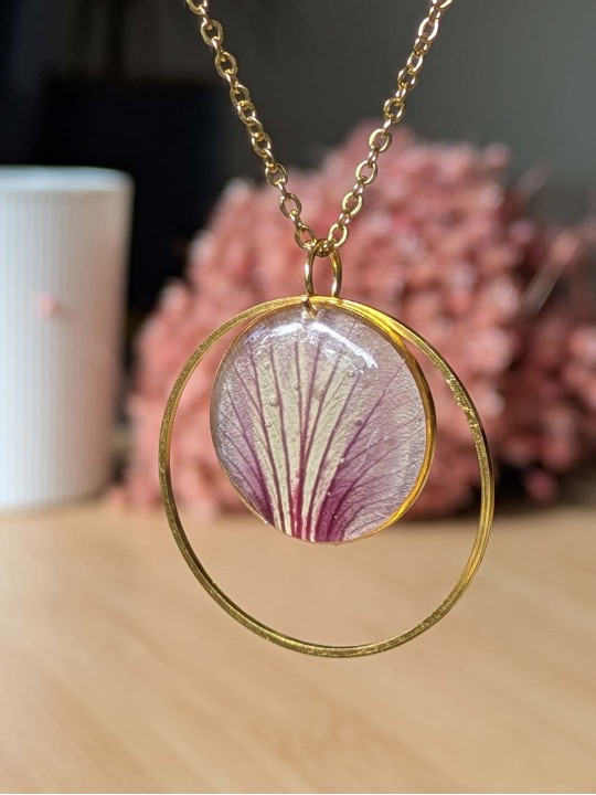 Collier en pétale séché de la Costa Dorada Collier en pétale séché de la Costa Dorada