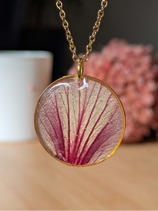 Collier en pétale séché de la Costa Dorada Collier en pétale séché de la Costa Dorada