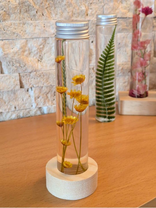 Fleur immergée jaune Fleur immergée jaune