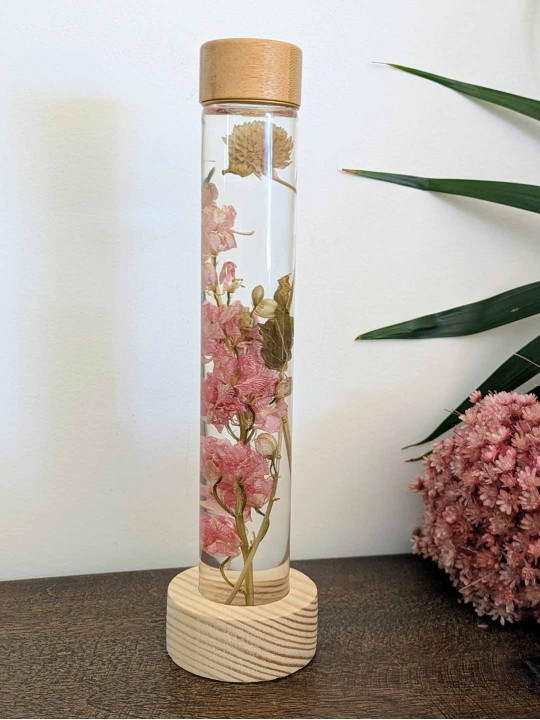 Fleur immergée rose beige