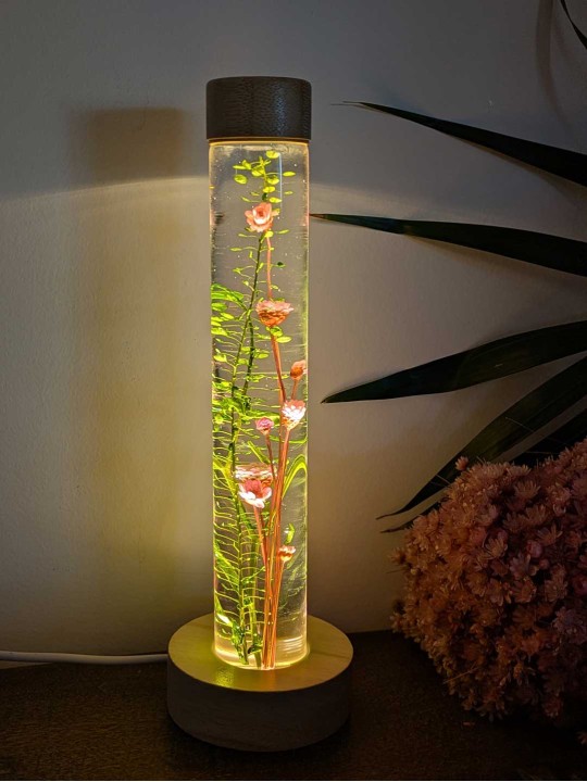 Fleur immergée rose / vert