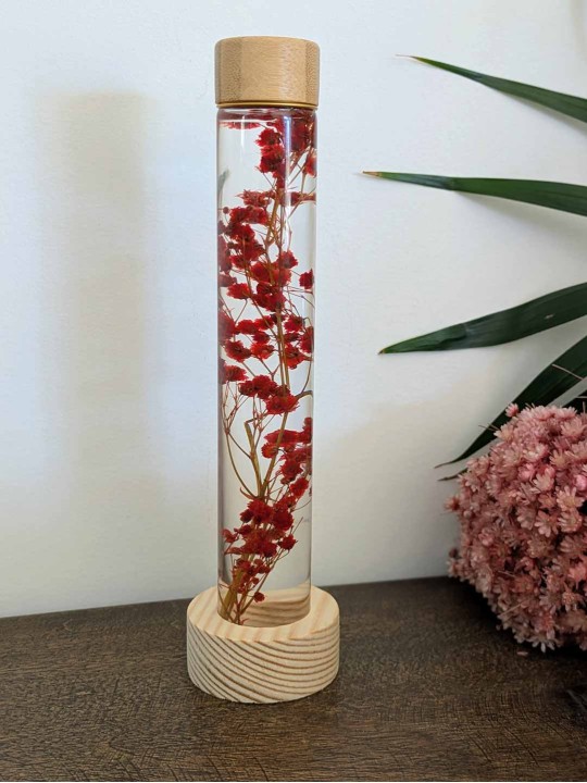 Fleur immergée rouge