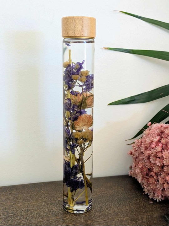 Fleur immergée violette / rose Fleur immergée violette / rose