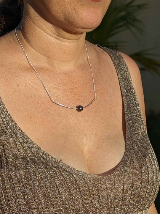 Collier en argent 1 authentique perle de Tahiti flottante - noire