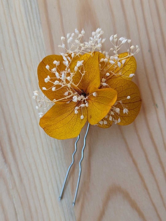 Pique à cheveux en fleurs stabilisées hortensia safran orangé