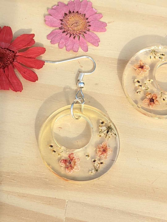 Boucles d'oreille pendantes rond fleuri