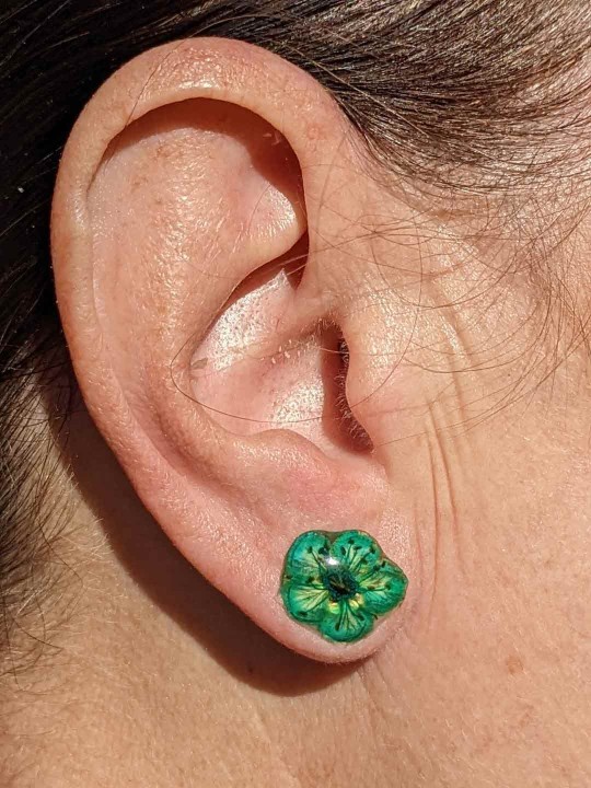 Boucles d'oreille puces de véritable fleur turquoise